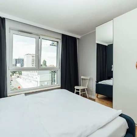 Pobookowane Stocznia * 格但斯克